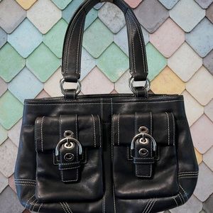 Coach Vintage 2005 Soho Black Leather Buckle Pocket Satchel